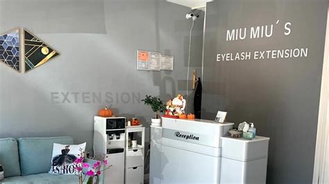 miu miu eyelashes